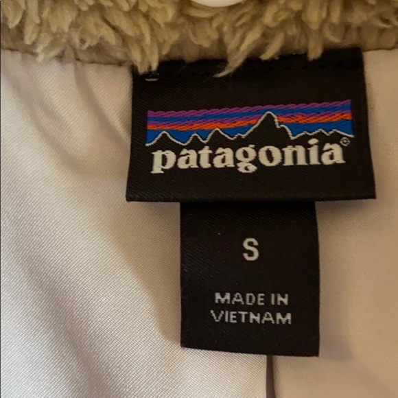 patagonia fur vest - Picture 3 of 3